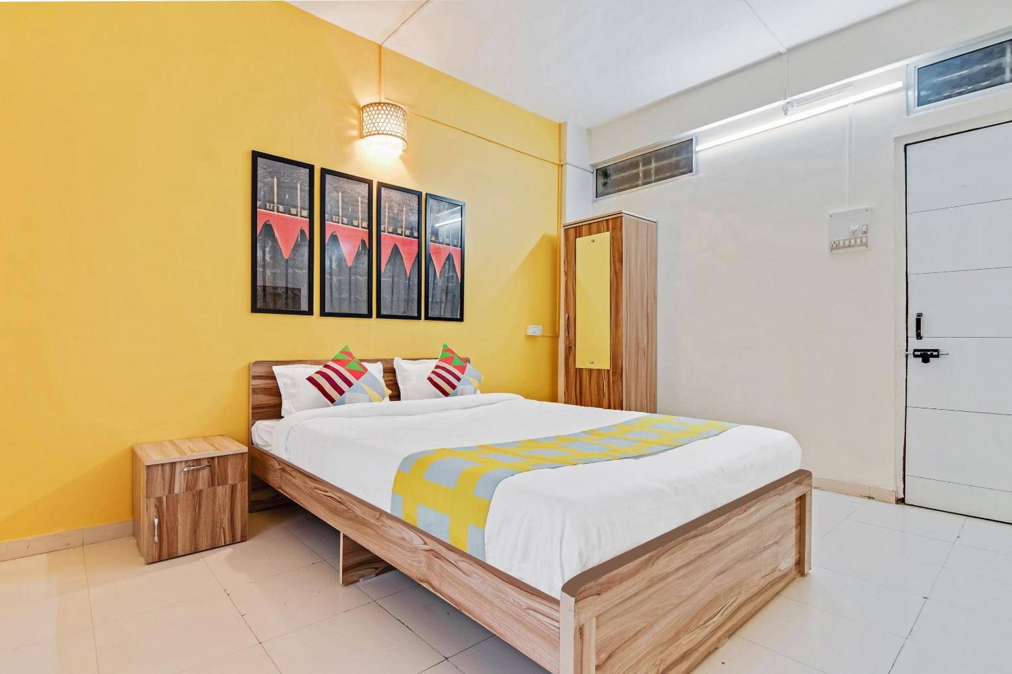 Super Hotel O Saraswati Niwas Vadgaon Budruk Pune Exterior photo
